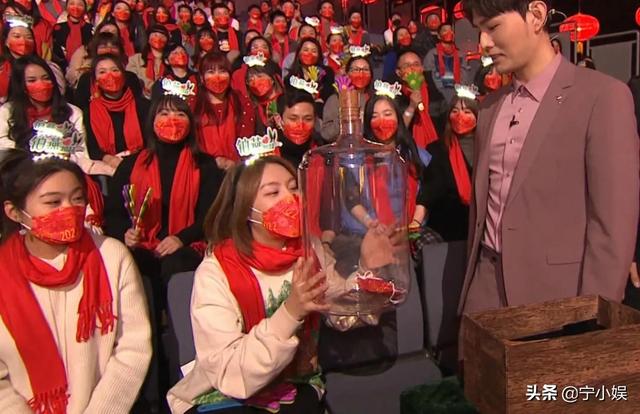 湖南台元宵晚会7位明星的尴尬，暴露其4个发展现状：瓶颈期来了