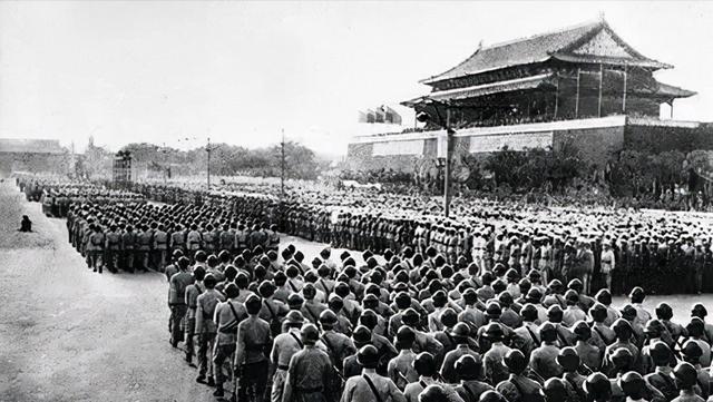 1969年大战一触即发，毛主席急令军区领导离京，做好一切战争准备