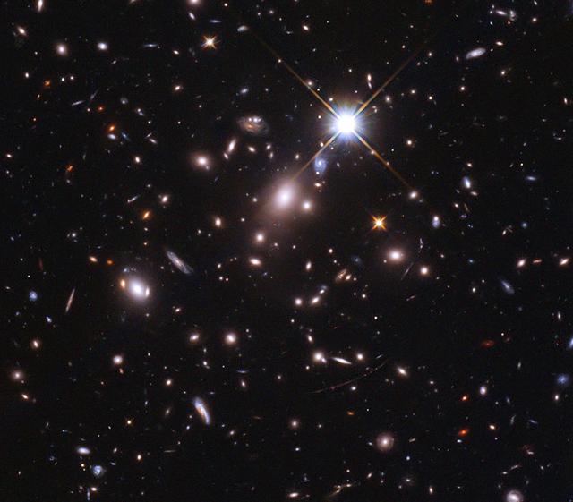 280亿光年！哈勃发现宇宙最远恒星，那里是宇宙的尽头吗？