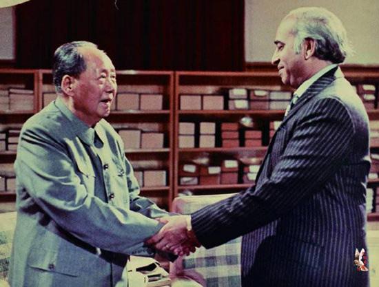 1968年，巴基斯坦没钱修路，毛主席直接拨款5亿，如今才知真高明
