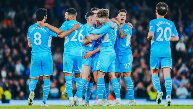 4-1+3-0，英超冠军双杀！利物浦坏消息，曼城重回英超榜首