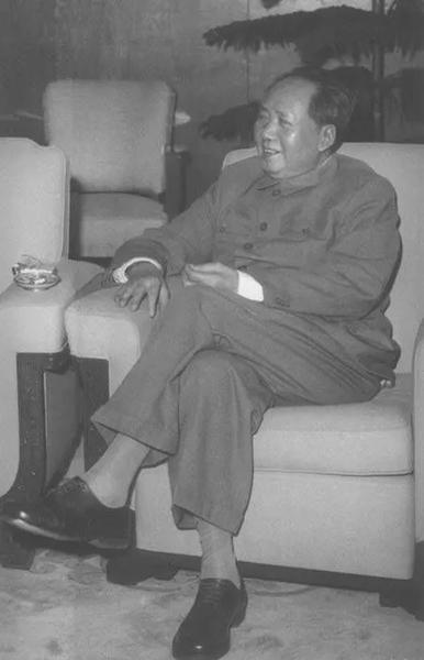 毛主席去世，吴旭君说出主席会见尼克松不为人知的幕后，令人落泪