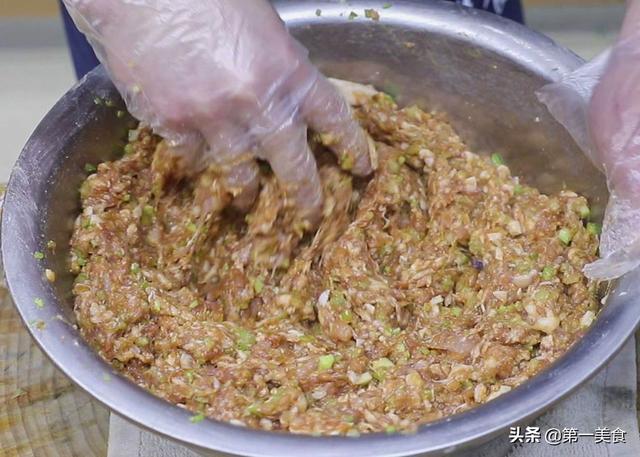 [金钱豹朋友圈清理]，想要别人加自己的微信怎么发说说