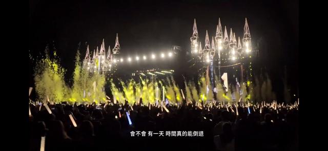 五月第一天来首五月天，是否总有一首属于你的回忆？