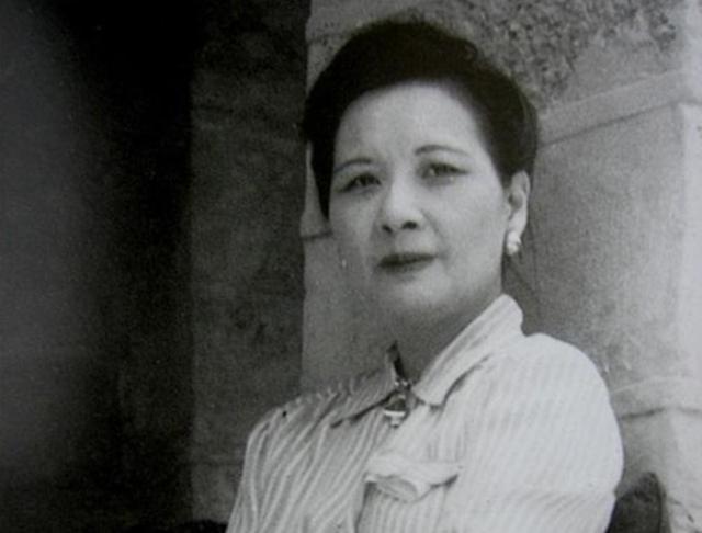 75年蒋介石去世后，宋美龄晚年为什么要去美国？又是靠什么生活？