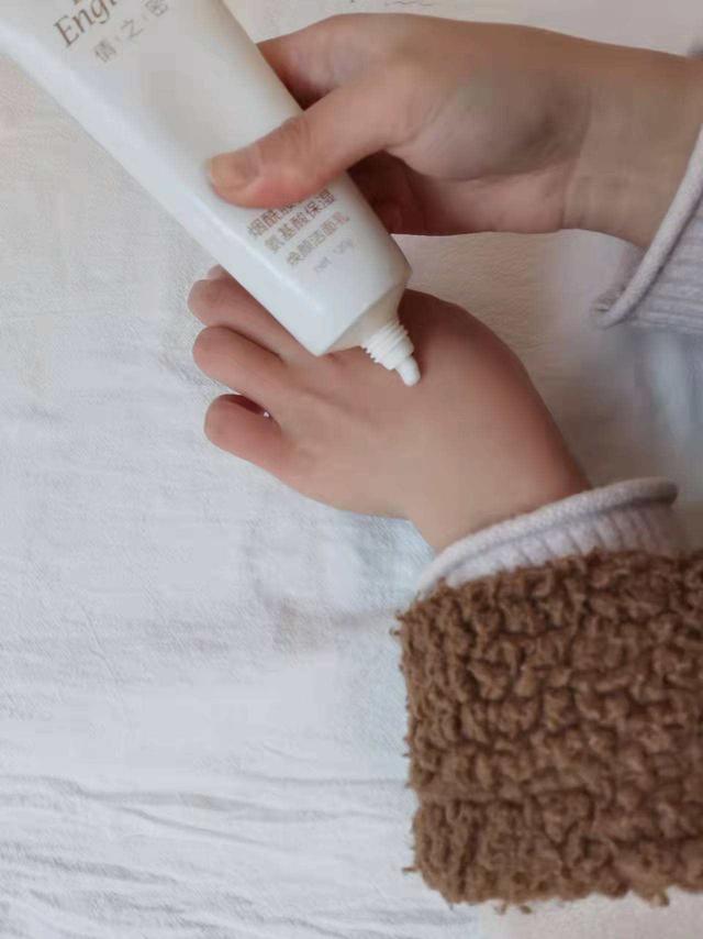 鸡皮肤可以用冼面奶洗吗