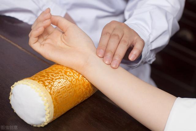 糖尿病：吃得多，喝水多，尿频？一张清热滋阴的方子，能化解问题