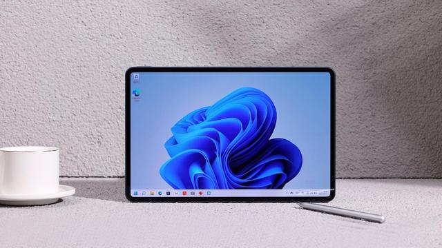华为MateBook E二合一形态随需而变，随时随刻高效办公