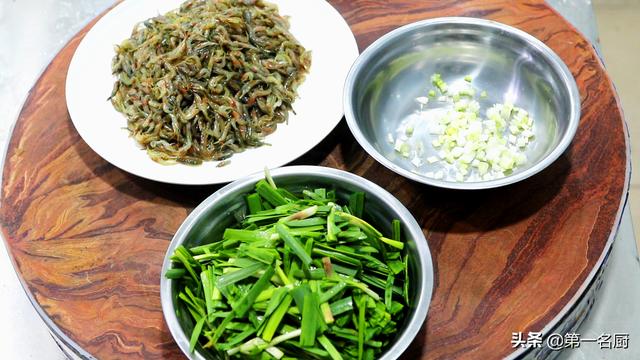 建议中老年人：不管有钱没钱，春天要多吃养肝菜，平肝火养脾胃