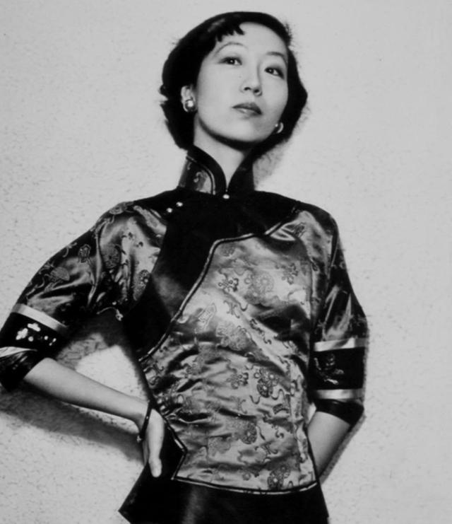 杨绛评张爱玲：长相难看，一脸“花生米”，文笔不错，但意境卑下