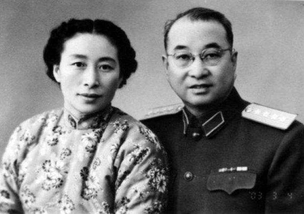 傅涯与陈赓日久生情，结婚3年后，一小伙找上门：我是陈赓的儿子