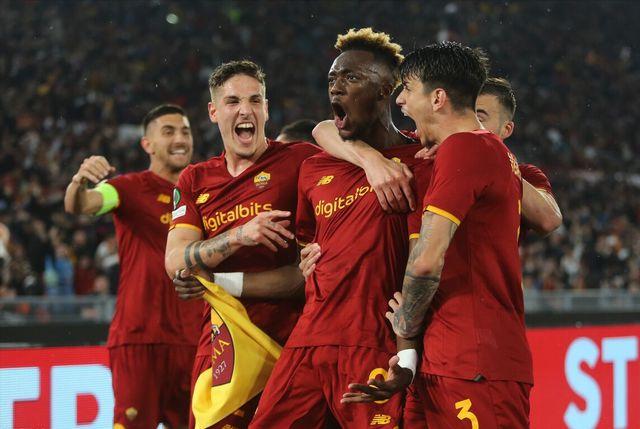 1-0，一战封神！带4支球队进决赛，15场13胜，狂人日记再度书写？