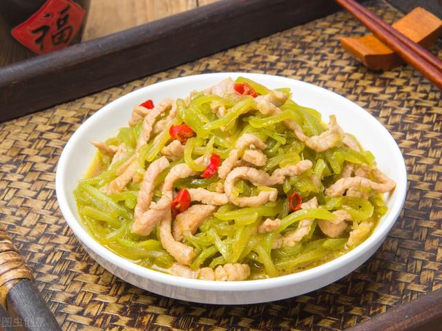 家有孩子，多做这6道“应季菜”，营养均衡合理搭配，次次都光盘