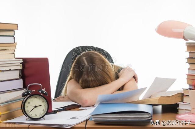 晚上不睡，白天崩溃！关于睡眠，你想知道的都在这里