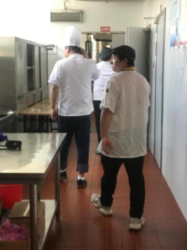 当厨师的，谁没有被厨师长骂过？