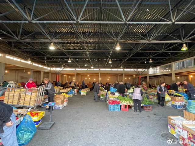 亞美尼亞埃裏溫傳統市場，飲食文化豐富且物價便宜，物産令人震撼