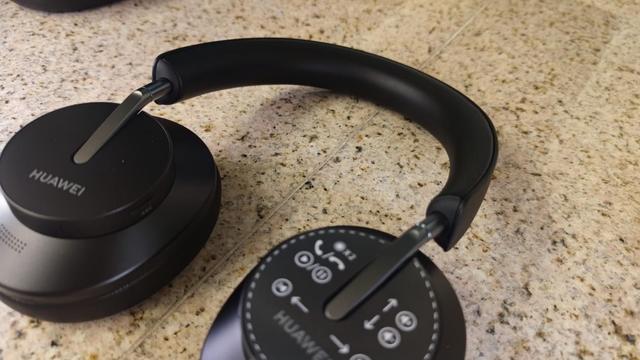 「捡垃圾」解密华为Free Buds Studio超低跳水价