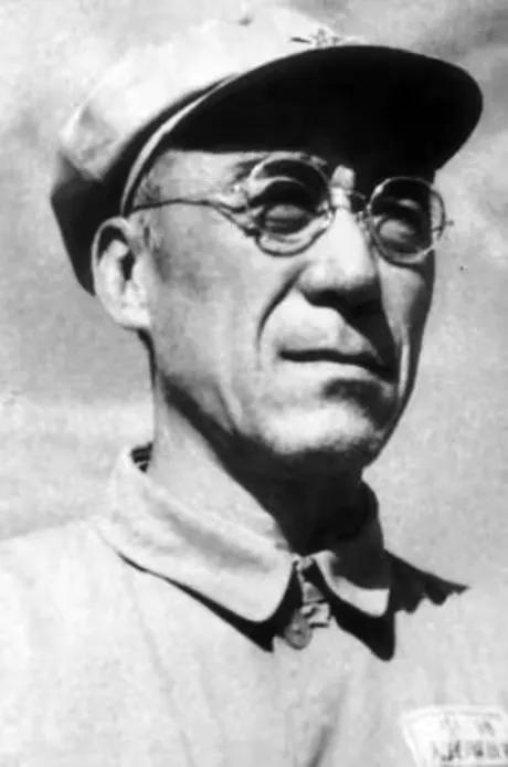 1947年，一位国军司令来到陕北，毛主席说：你给彭德怀当副司令吧