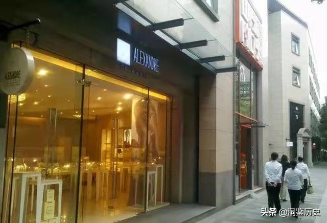 2016年武汉修地铁拆迁，女房主觉得1500万太少，法院：先拆再说