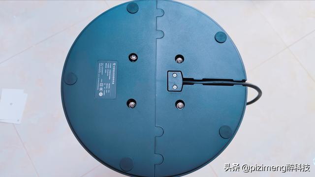 米家出了一个能用一年四季的智能电扇