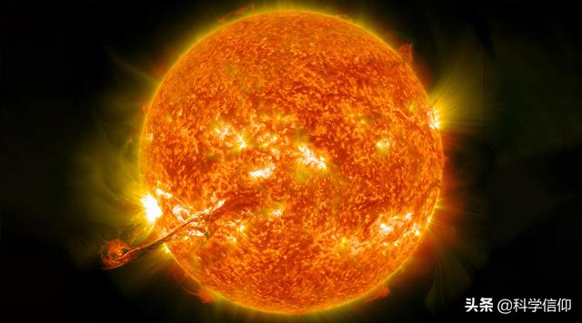 我们能够算出地球质量约为60万亿亿吨，更大更远的恒星能算吗？能