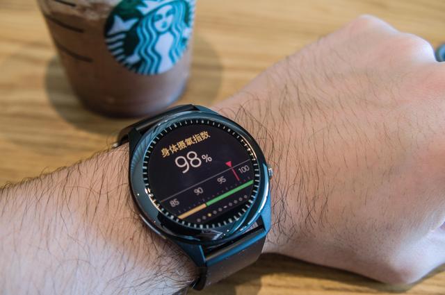 给自己请个健康管家！华硕VivoWatch SP智能手表