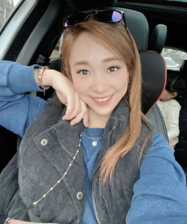 已婚女主播吕佳宜出轨车内与人夫亲热被录音赔男方妻子15万