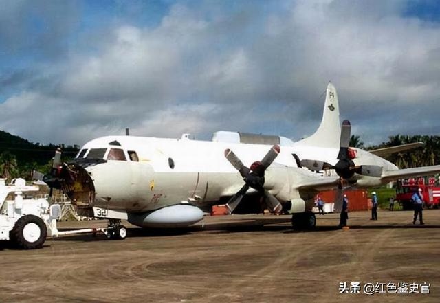 王伟南海撞机坠毁后，那位撞他的美军飞行员后来如何了？