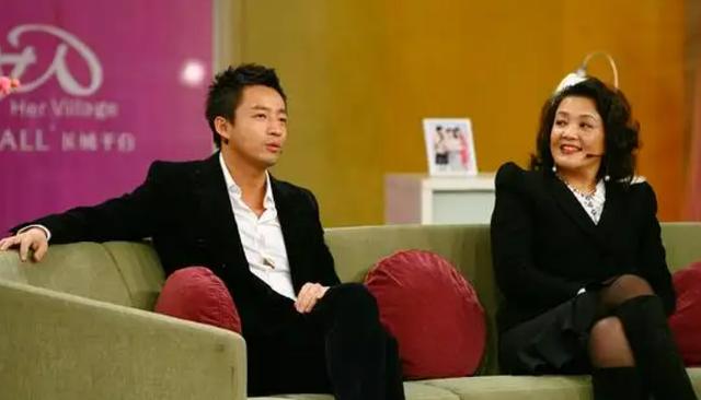 张兰：倾家荡产时我没流泪，儿子离婚让我心痛，大s再婚我有遗憾