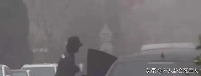 一天6个瓜，承认生子，发文怼人，偷税漏税，喜怒哀乐全有了