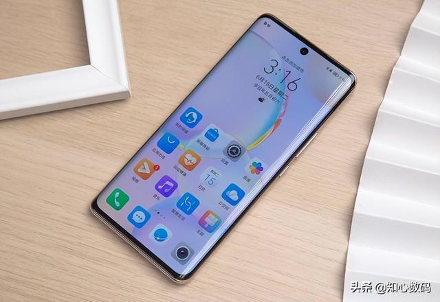 荣耀70正式官宣：首发IMX800，颜值和性能有亮点