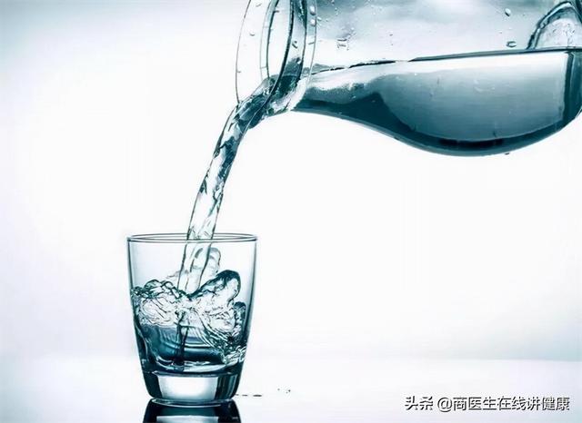 糖尿病病人应该是多喝水还是少喝水？