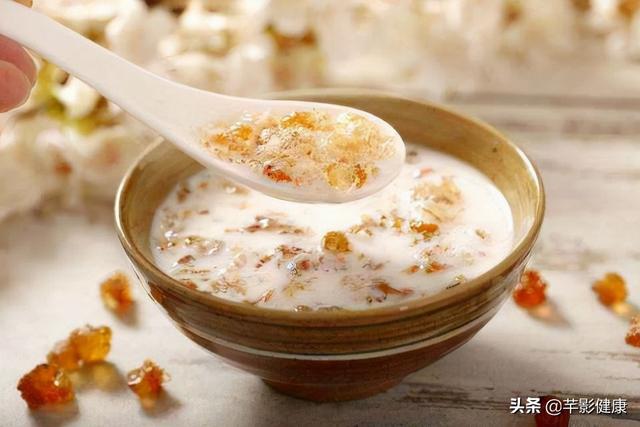 湖南芊影：万万没想到桃胶这么多功效，四种简单做法推荐给你