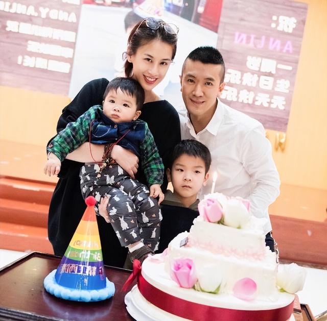 杨子资产有多少个亿2022(杨子资产在中国排名)-天晟网