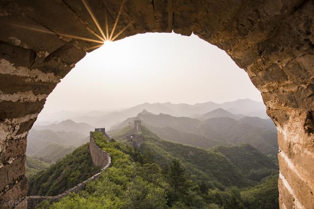 推薦國內的十大世界級美景，個個都是超乎尋常的美景，此生必去