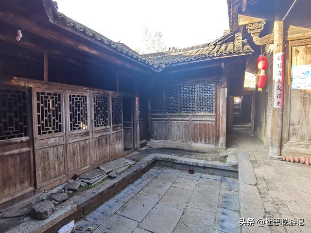 漢EV自駕廣西，爬山涉水到桂北地區，帶著家人遊覽秦家大院