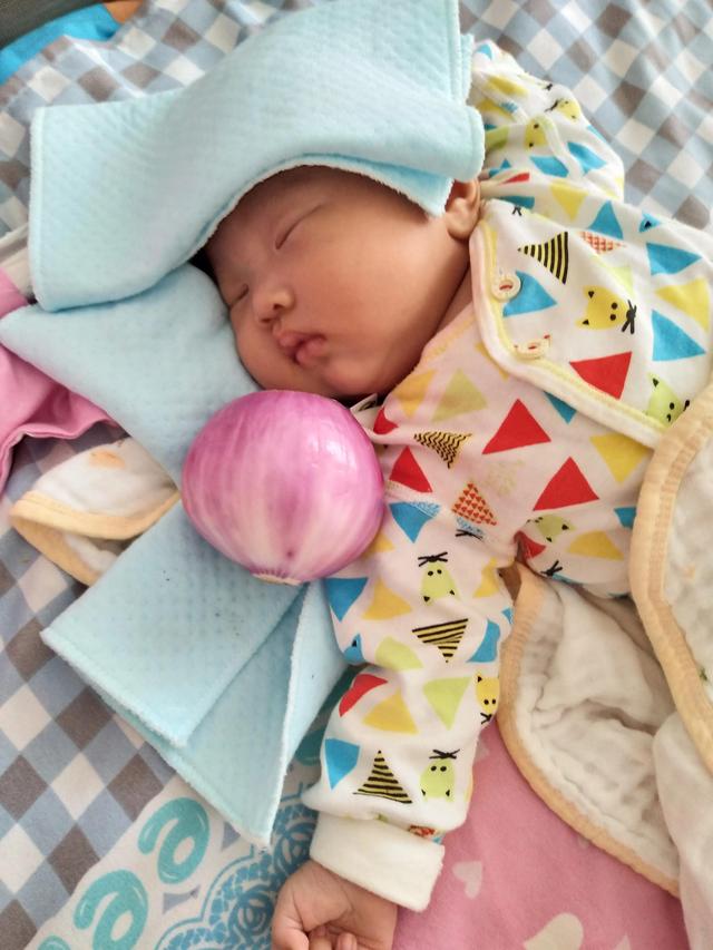 单身妈妈太难了，我感觉自己快要撑不住了……