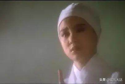 求别再硬演周芷若了！有人出尘脱俗，有人却噘嘴瞪眼“毁经典”