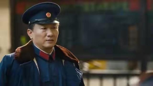 《人世间》龚维则不简单，帮郑娟要回推车的真实目的，暴露出本性
