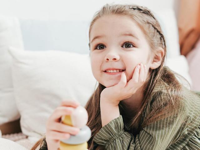 我用1个方法，让女儿一夜之间学会自主写作业，再也不用我催了