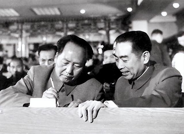 毛主席看透生死，逝世前一天怎样度过？2001年李敏公开其护理过程
