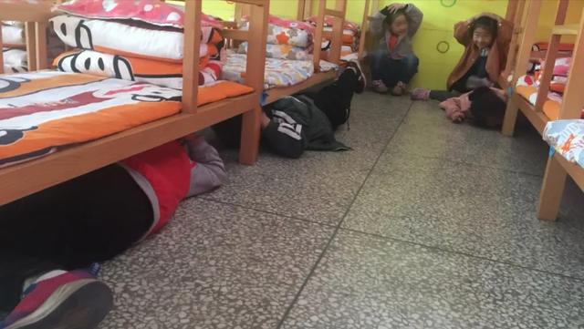 长沙6层楼房坍塌，是什么原因造成的？发生建筑物倒塌该怎么自救