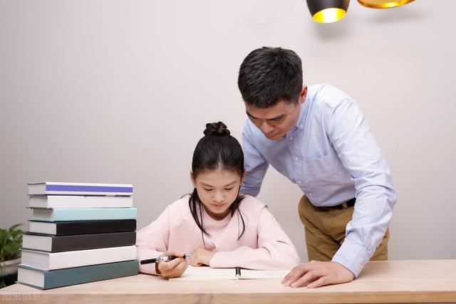 虎爸逼5岁孩子学高数！家长在急什么？别把你的焦虑传给孩子了