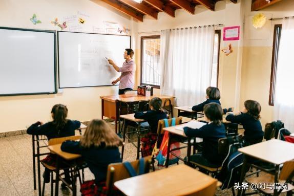 “成人治国”还是“小鬼当家”？