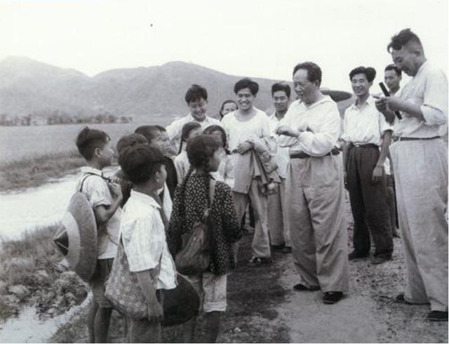 中央决定修缮蒋氏故居，蒋经国知道后，做出了什么决定？
