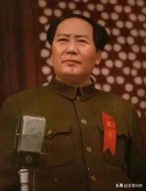 26年后，上甘岭坑道唯一女兵，在纽约餐厅被当年美军俘虏一眼认出