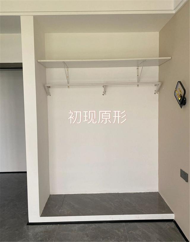 简易衣柜