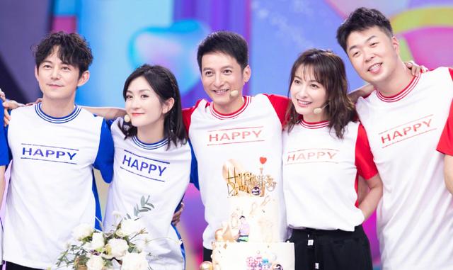 李维嘉吴昕:吴昕、杜海涛、李维嘉掉红V认证，或将无缘升级后的《快本》主持