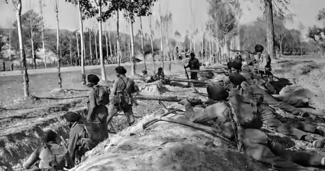 1968年，巴基斯坦没钱修路，毛主席直接拨款5亿，如今才知真高明