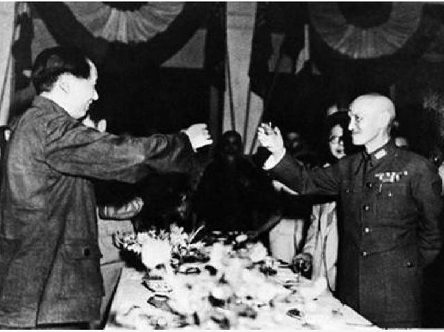 1961年，中央获绝密情报，伟人命令立即发给蒋介石：有人要暗杀你